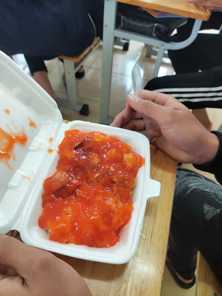 Những bức ảnh phát ra tiếng khóc, đồ ăn đến miệng rồi mà còn bị rơi-6