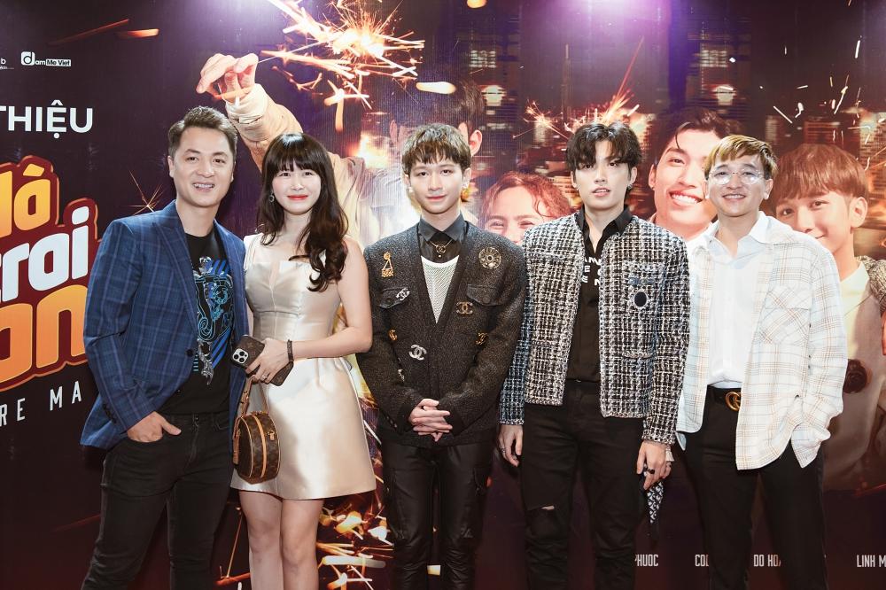 Hoàng Yến Chibi hóa hủ nữ, đề nghị cặp đôi trai đẹp phim đam mỹ hôn nhau-9