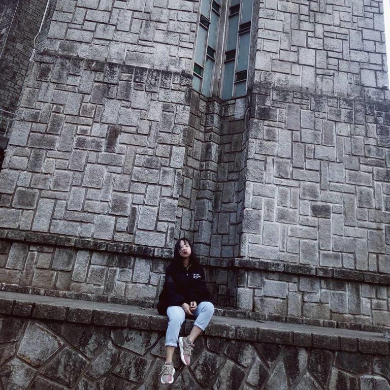 Đổi gió check-in ngay tại nhà thờ có kiến trúc đẹp như châu Âu ở Huế mộng mơ-3