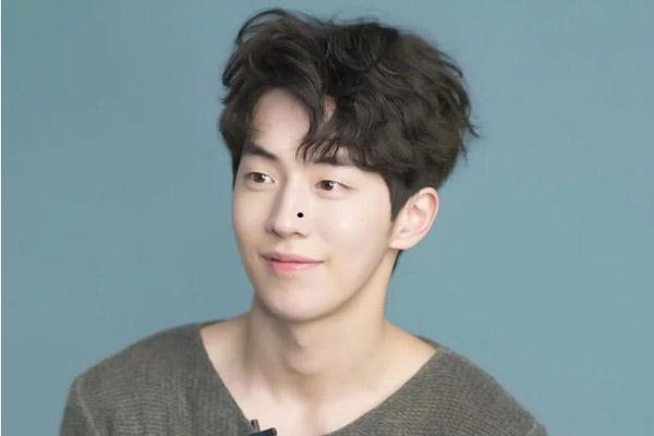 Tử vi thứ Năm ngày 7/1/2021 của 12 con giáp: Ngọ cẩn thận sức khỏe, Mùi kinh doanh phát đạt-5