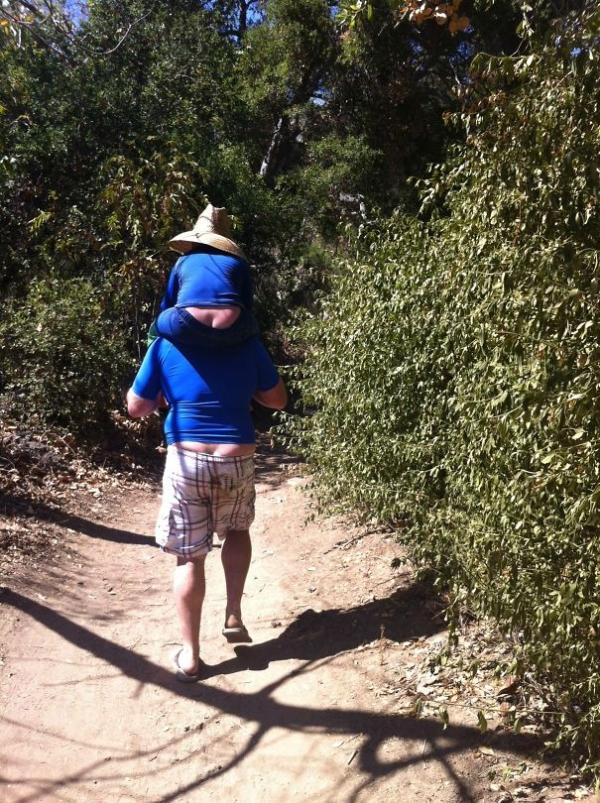 Loạt khoảnh khắc hài hước chứng minh định luật cha nào con nấy chuẩn không cần chỉnh-9