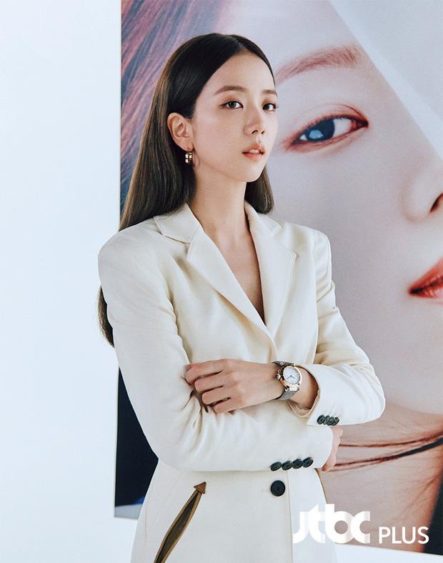 Ngọc Trinh diện đồ nhái theo Jisoo, ác nữ Penthouse, Son Ye Jin và loạt sao châu Á-1