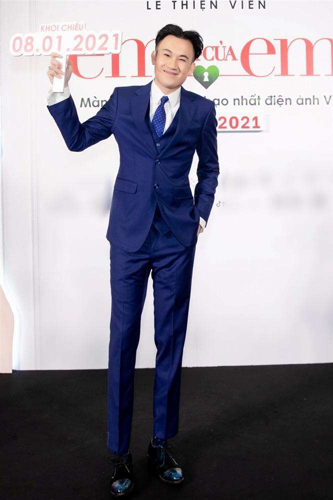 Nửa showbiz đến xem Ngô Kiến Huy giả gái: Mai Phương Thúy đẹp lấn át Hoa hậu Việt Nam-14