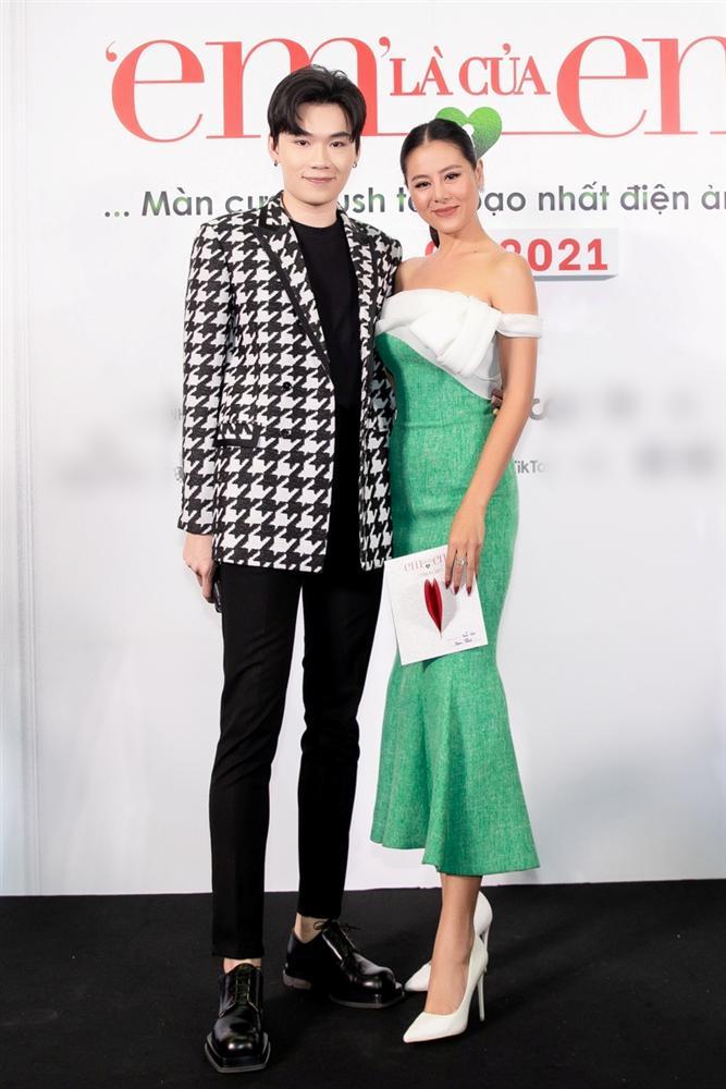 Nửa showbiz đến xem Ngô Kiến Huy giả gái: Mai Phương Thúy đẹp lấn át Hoa hậu Việt Nam-15