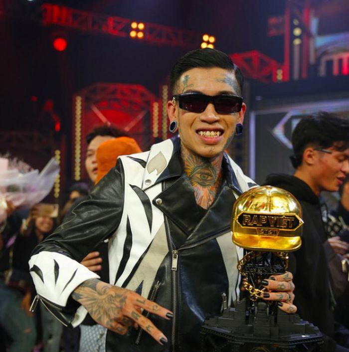 Dế Choắt vẫn đang vui, chưa nghĩ đến kế hoạch hậu đăng quang Rap Việt-1