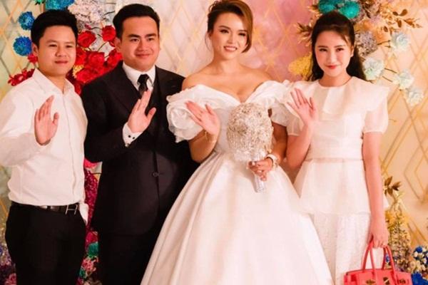 Hé lộ thiệp cưới Phan Thành và Primmy Trương-5