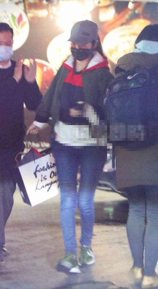 Vóc dáng công chúa xứ Đài An Dĩ Hiên sau khi sinh con thứ 2-4