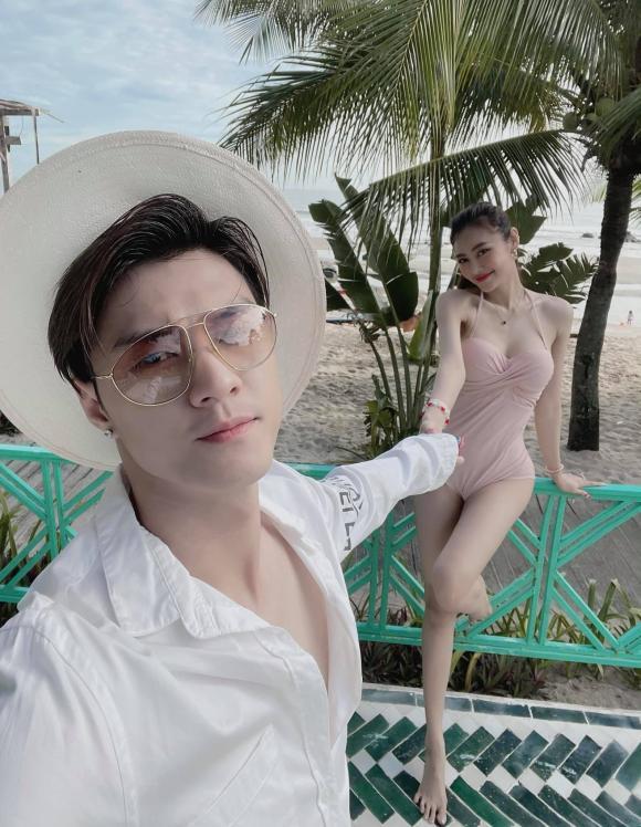 Đi du lịch cùng Lâm Vinh Hải, Linh Chi khoe dáng gợi cảm nhưng bị lộ vùng nách nhăn nheo-5