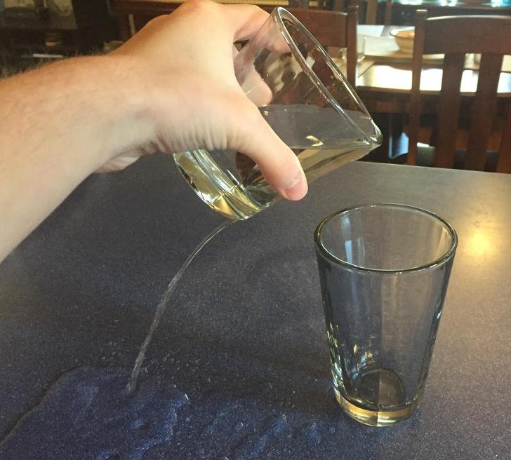 Những tình huống ăn uống gây cảm giác ức chế tột cùng-11