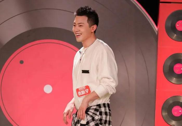 Mất ngủ vì dàn nam thần trong Hữu Phỉ: Lên phim siêu ngầu, ngoài đời siêu soái-9