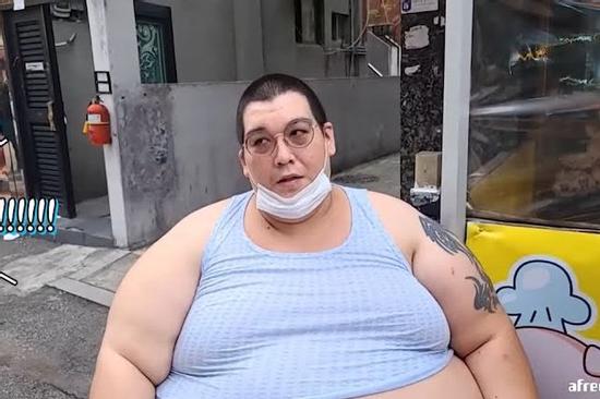 Nam rapper nặng 320kg qua đời ở tuổi 43