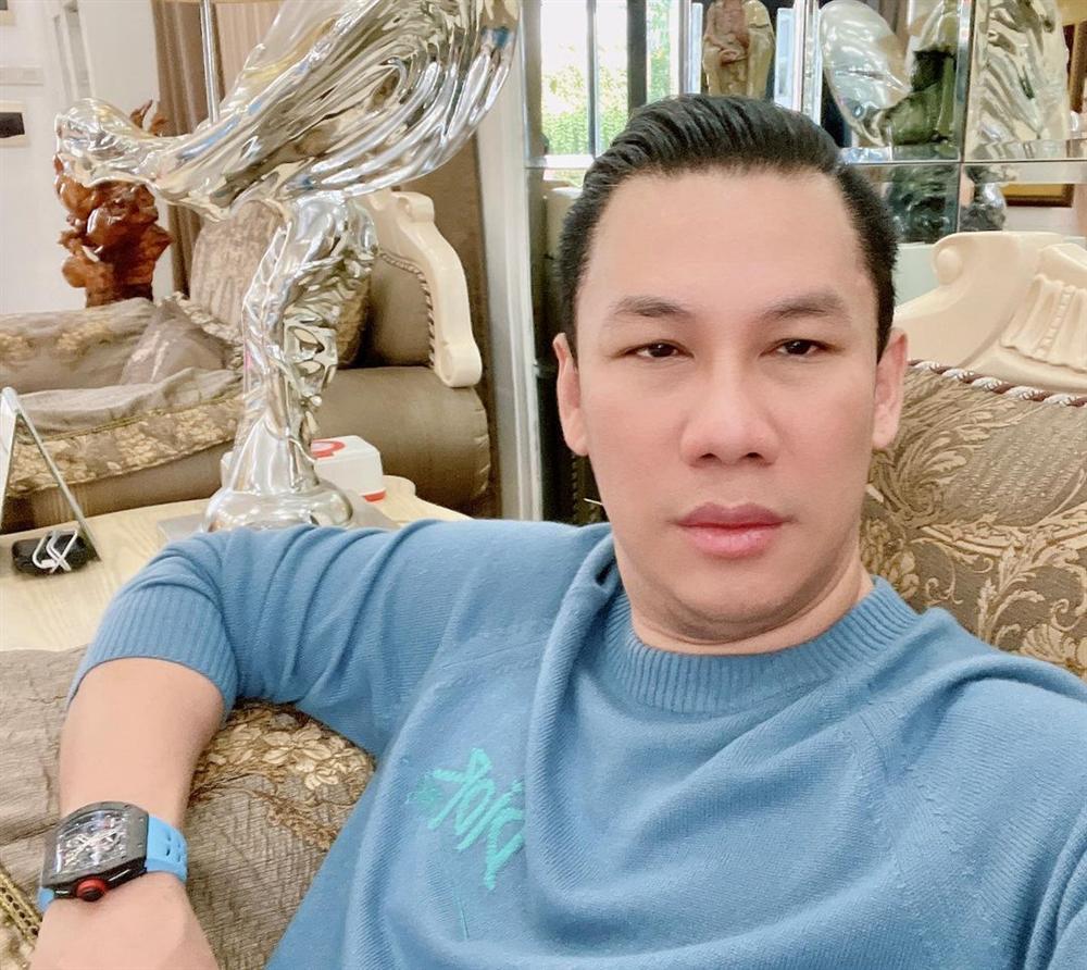 Sau ly hôn, chồng cũ Lệ Quyên tậu biệt thự sang chảnh hơn vợ-3