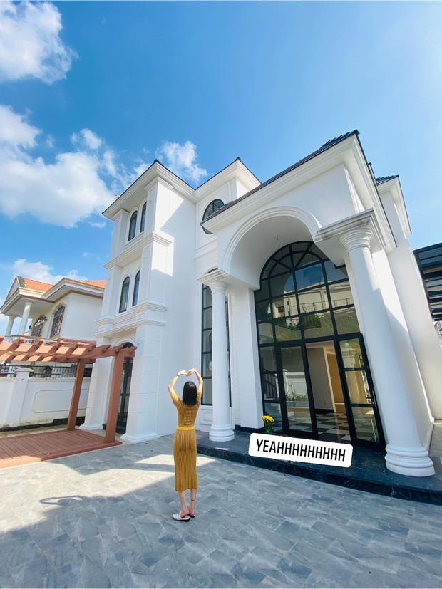 Sau ly hôn, chồng cũ Lệ Quyên tậu biệt thự sang chảnh hơn vợ-6