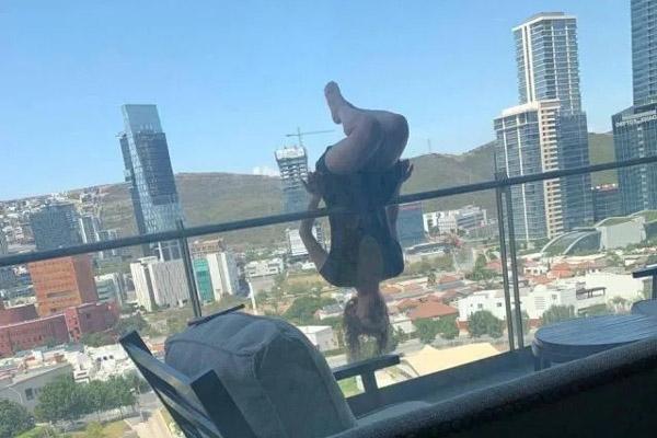 50 sắc thái xông pha chụp ảnh của phó nháy, nhân vật chính thành... nhân vật phụ-10