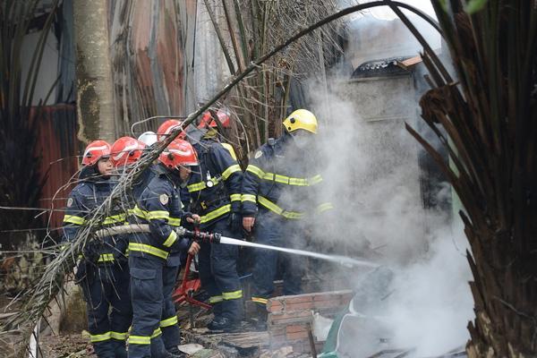 Cháy lớn nhiều giờ đồng hồ tại khu công nghiệp Bắc Ninh-1