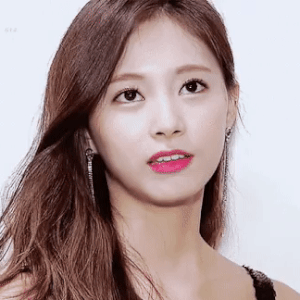 6 nữ Idols ngay khi vừa ra mắt đã trở thành hot topic náo loạn Kpop-8