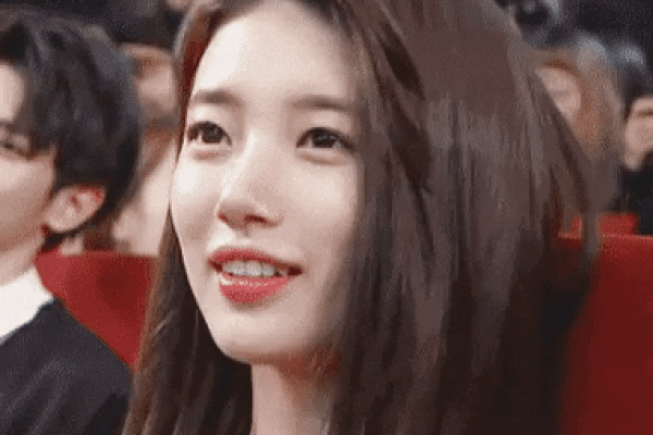 6 nữ Idols ngay khi vừa ra mắt đã trở thành 'hot topic' náo loạn Kpop
