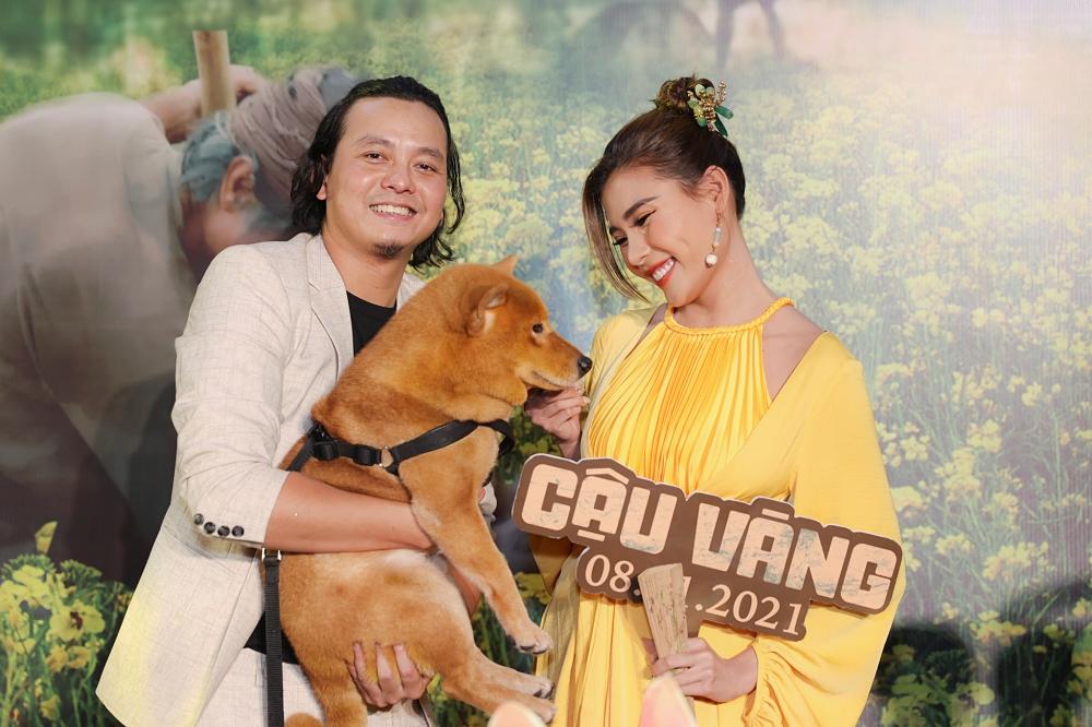 Vợ chồng Tăng Thanh Hà cùng gia đình đại náo thảm đỏ ra mắt phim Cậu Vàng-16