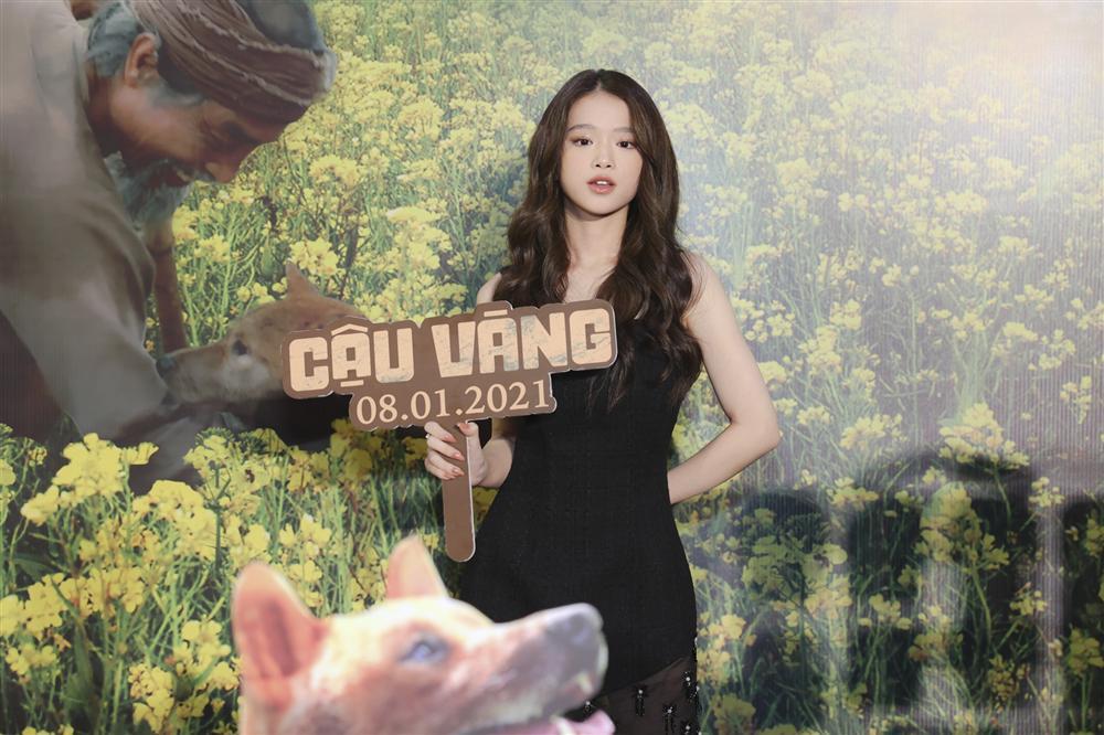 Vợ chồng Tăng Thanh Hà cùng gia đình đại náo thảm đỏ ra mắt phim Cậu Vàng-20