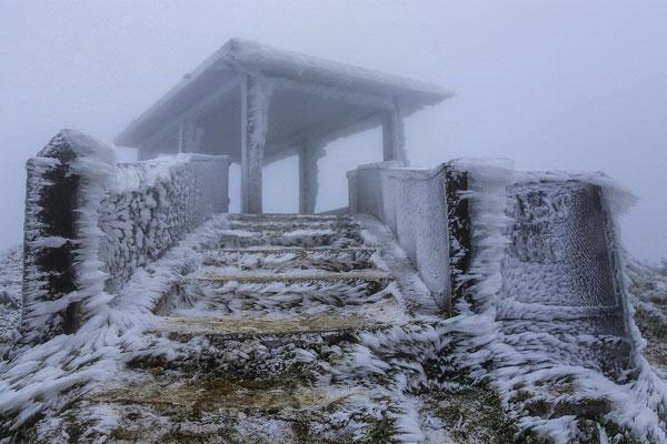 Mẫu Sơn -1,4 độ C, miền Bắc chìm trong rét hại-1