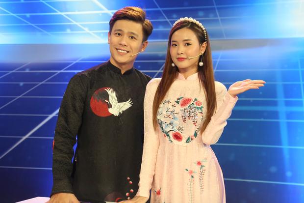 Midu lên tiếng khi bị lộ clip được trai đẹp hộ tống đi sự kiện-4