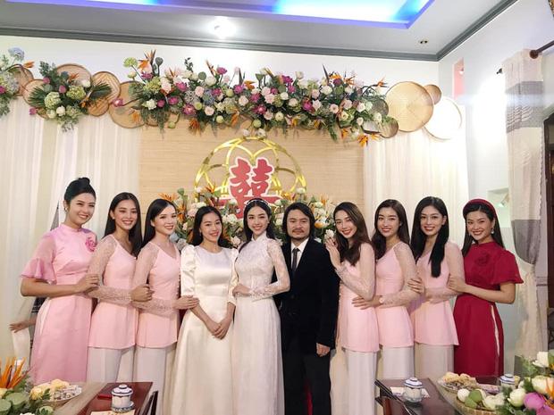 Đỗ Mỹ Linh, Tiểu Vy diện áo bà ba làm phù dâu đám cưới Á hậu Thúy An-1