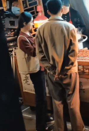 Triệu Lệ Dĩnh lộ nọng cằm, nhan sắc tiều tụy trông thấy-1