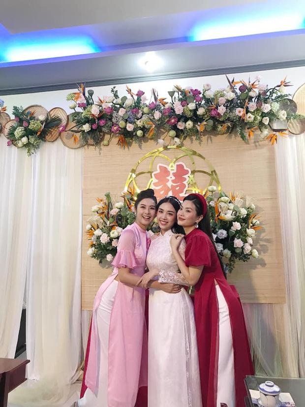 Á hậu Thúy An được trao của hồi môn 13 cây vàng đeo kín cổ kín tay-5