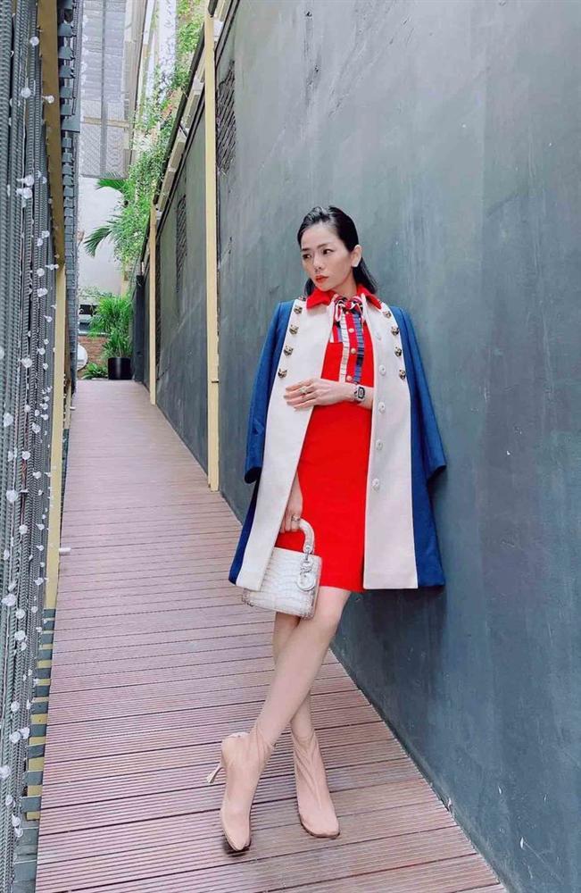 Lệ Quyên dát hàng hiệu 24 tỷ đồng giữa lúc chồng cũ công khai tình mới-1