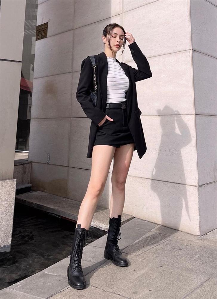 Chi Pu diện đầm khoét ngực sexy - Thiều Bảo Trâm body đẹp như truyện tranh-9