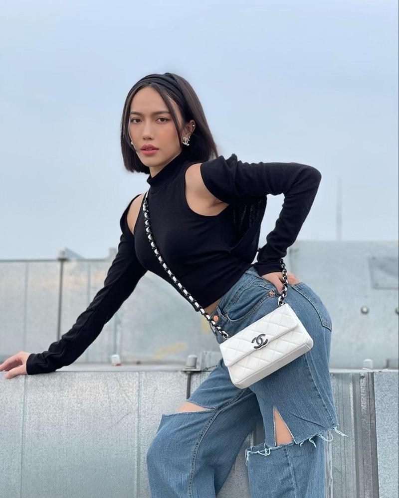 Chi Pu diện đầm khoét ngực sexy - Thiều Bảo Trâm body đẹp như truyện tranh-8