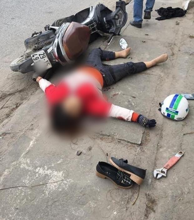 NÓNG ở Hà Nội: Cô gái đi đường bị sát hại thương tâm, cạnh thi thể là chiếc cờ lê-1