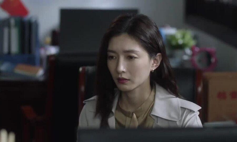 Chồng liên tục mua điện thoại mới , che giấu sự thật hãi hùng-2