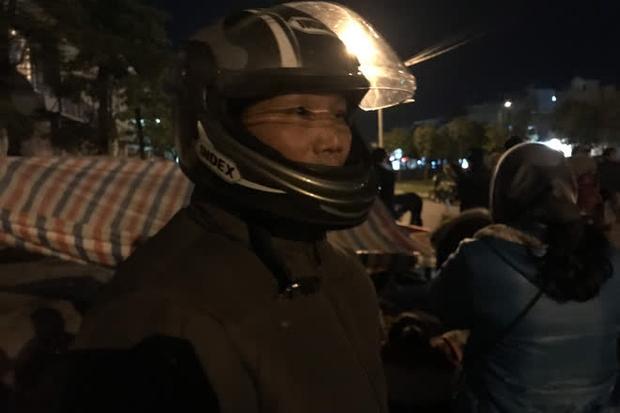 Clip: Người phụ nữ bị nhân tình truy sát ở Hà Nội, bố chạy đến cứu không kịp-4