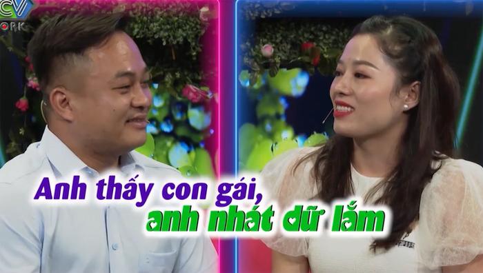 Gái ế Tiền Giang tặng vé máy bay rủ phi công trẻ đi Đà Lạt hẹn hò-8