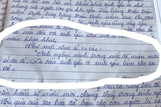 Trích bài hát của Đen Vâu vào bài thi môn Văn, tưởng vô lý nhưng cực hợp lý!
