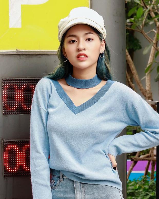 Đeo khẩu trang cũng bị phốt kiêu chảnh, hot girl bắp cần bơ than trời-1