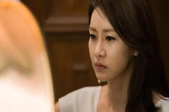 Trời đông rét mướt mà mẹ chồng một mực bắt dậy sớm nấu ăn sáng