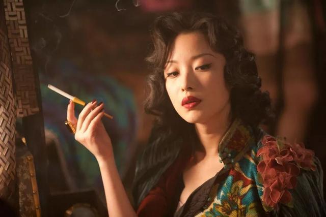 Nghê Ni: Mỹ nhân chật vật 10 năm vì lỡ báo đáp ân nghĩa của Trương Nghệ Mưu-3