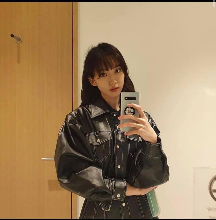 Những bộ trang phục "xịn xò" và cá tính của Ji Hyun trong phim cũng là điểm nhấn giúp cô nàng nổi bật trong từng khung hình.