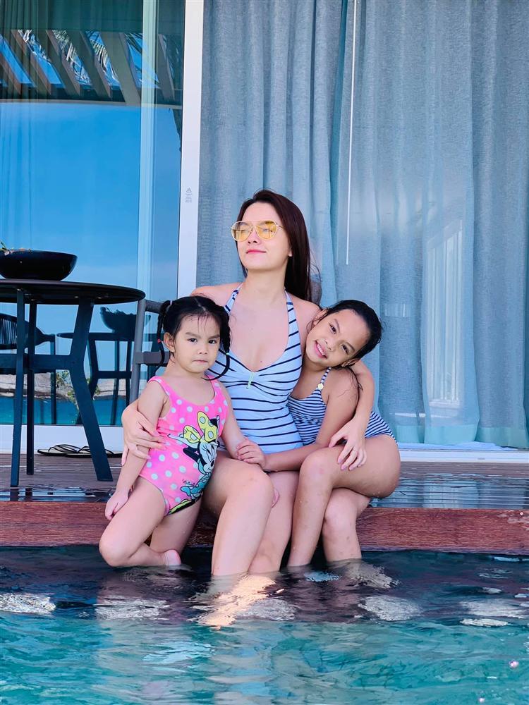 3 mẹ con Phạm Quỳnh Anh bị công an giao thông kiểm tra nồng độ cồn-4