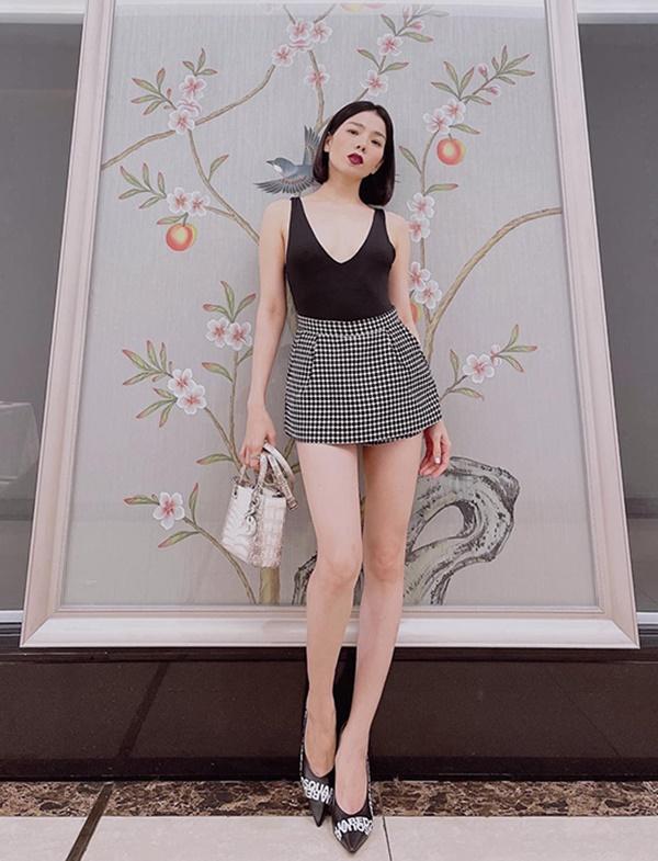 Nhan sắc dậy thì lần hai của Lệ Quyên-3