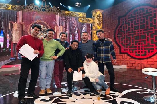 Bức ảnh tiết lộ về dàn nghệ sĩ sẽ tham gia Táo Quân 2021