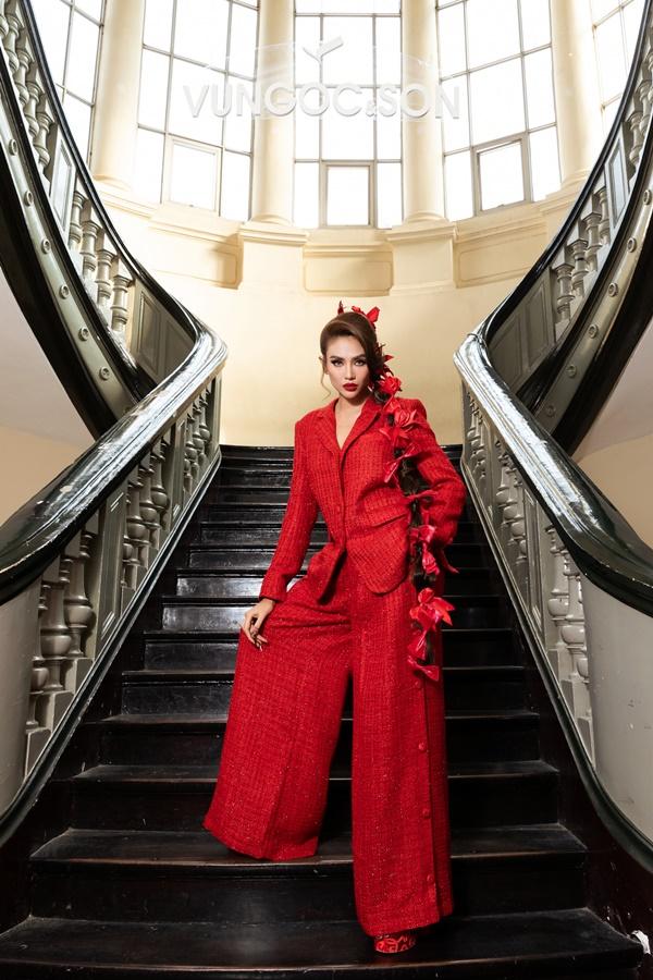 Lệ Quyên xách túi tiền tỷ - Võ Hoàng Yến diện suit cân đẹp dàn mỹ nhân-2