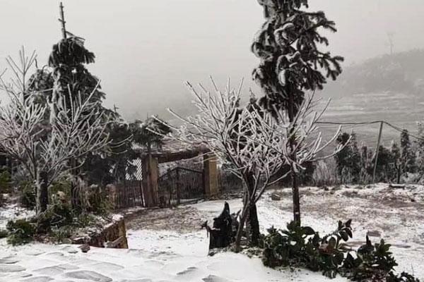 Bắc Bộ và Trung Bộ tiếp tục rét hại, học sinh nhiều nơi phải nghỉ học tránh rét-1