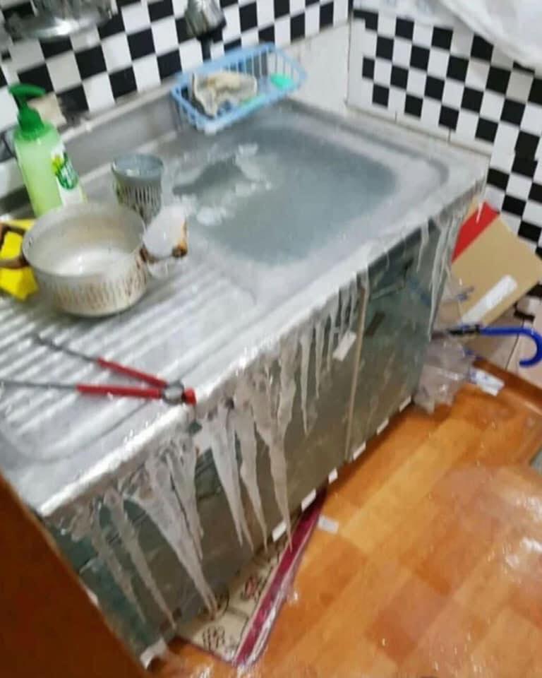 Nghe lời chủ nhà để nước nhỏ giọt tránh đóng băng, cô gái nhận kết thảm thương-2