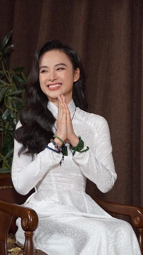 Lộ clip Angela Phương Trinh ngâm mình dưới nước, netizen cầu xin Chị đừng hát-1