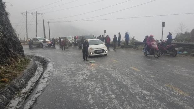 Xót xa ảnh em bé vùng cao mắt đỏ ngầu vì thời tiết lạnh thấu xương-1