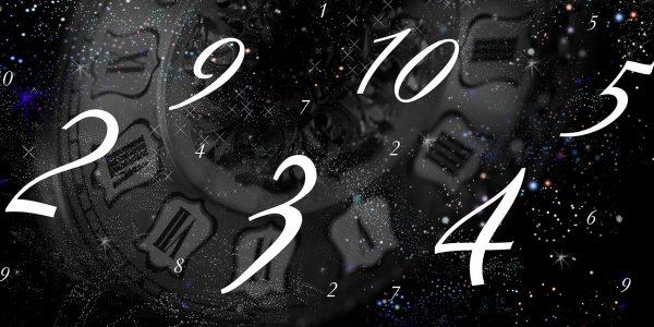Khám phá đời sống tình cảm của bạn trong năm 2021 thông qua Thần số học-1