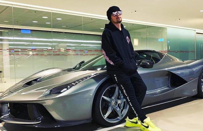 Con gái Châu Kiệt Luân gây sốt khi check-in siêu xe 70 tỷ-4